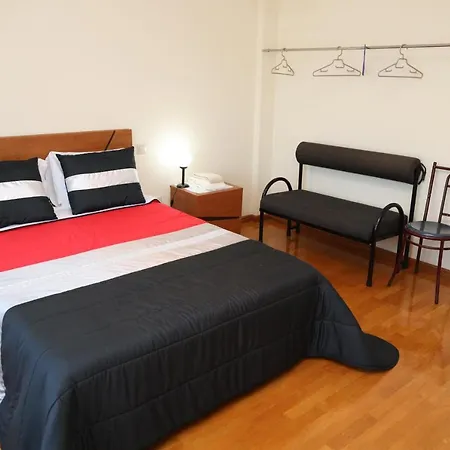 Porto Cruz House