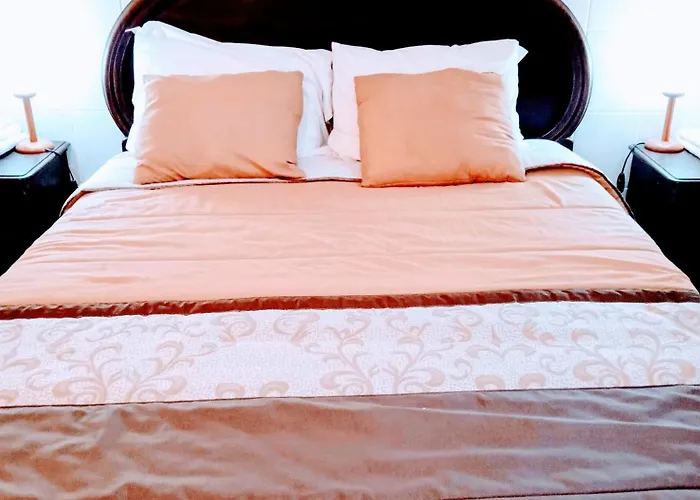 Porto Cruz House Affittacamere